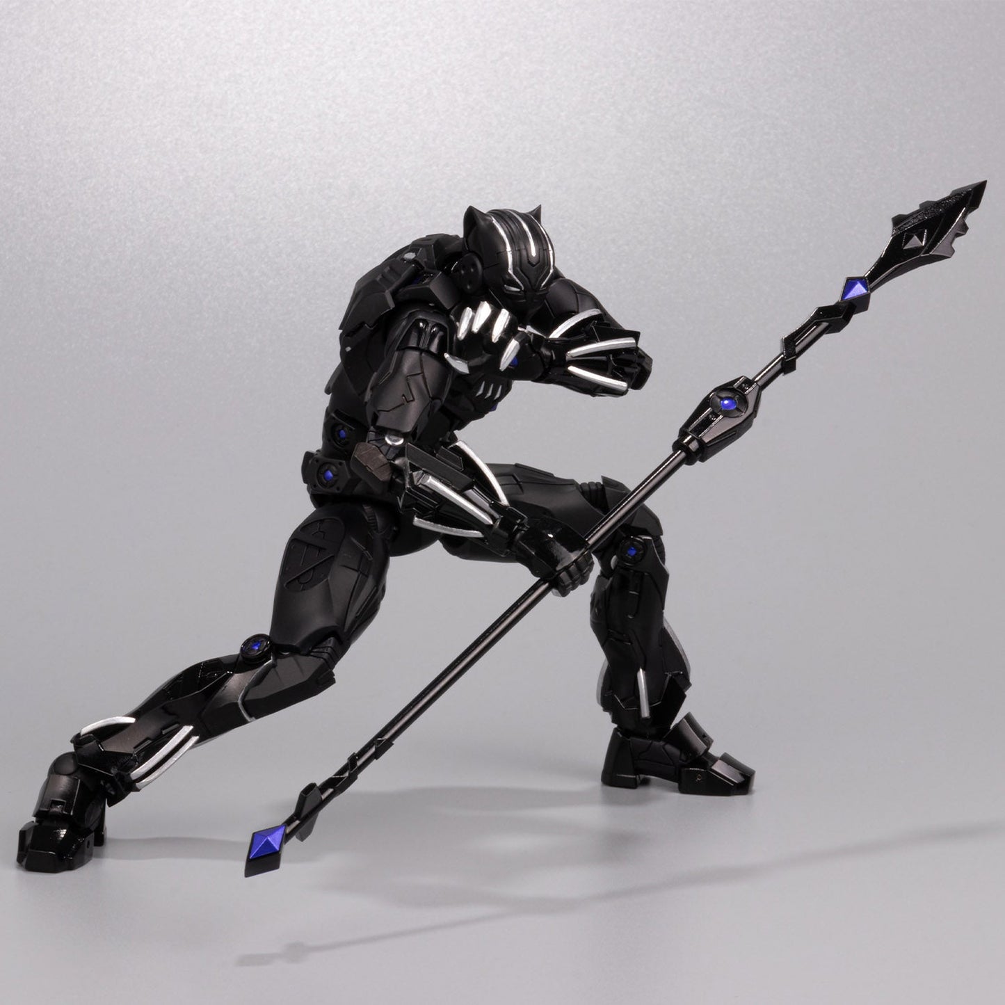 Fighting Armor Black Panther